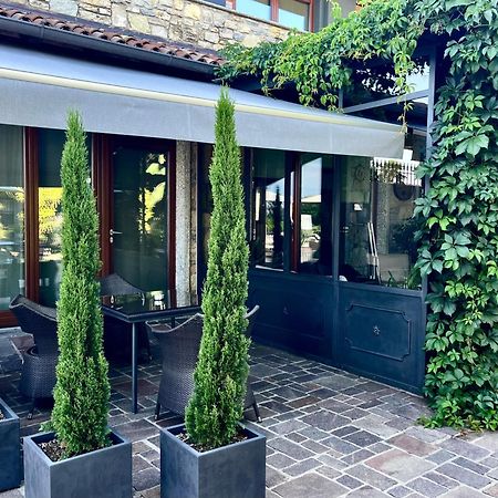 Albavilla Heidi Bed And Breakfast المظهر الخارجي الصورة