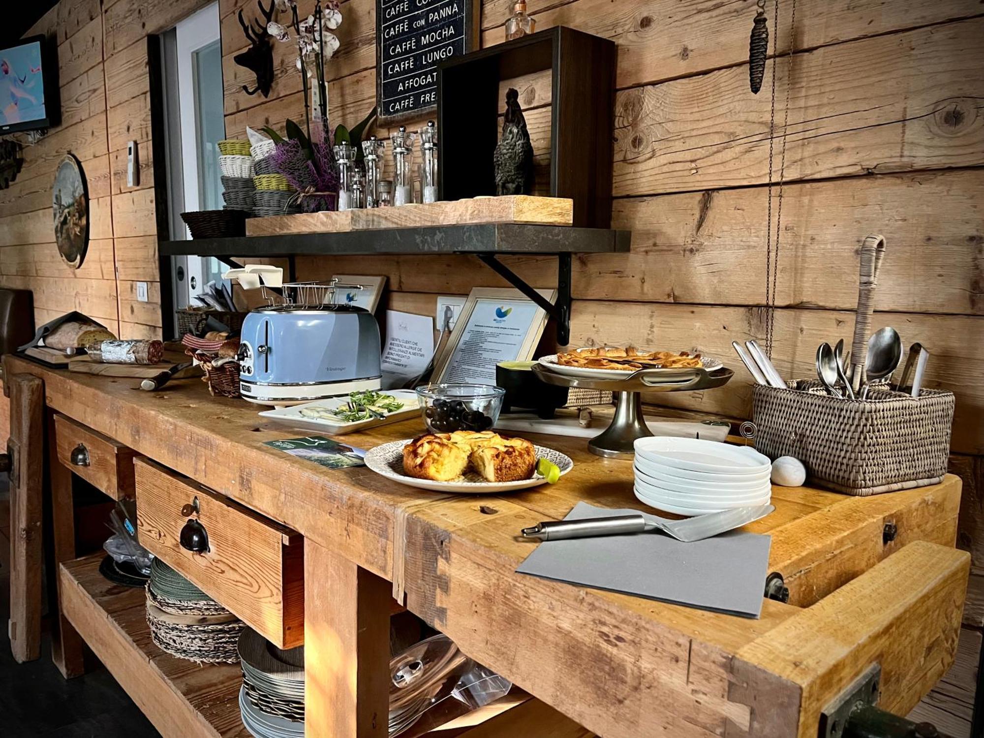 Albavilla Heidi Bed And Breakfast المظهر الخارجي الصورة
